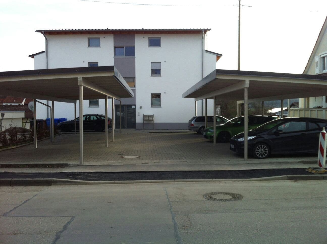 Prenájom bytu 2-izbový 78 m², Riedheimer Str. 1a, Hilzingen, Bádensko-Wurttembersko Prenájom bytu 2-izbový 78 m², Riedheimer Str. 1a, Hilzingen, Bádensko-Wurttembersko