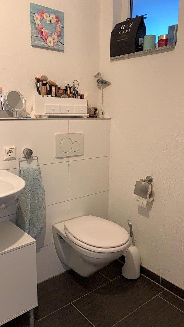 Prenájom bytu 2-izbový 78 m², Riedheimer Str. 1a, Hilzingen, Bádensko-Wurttembersko Prenájom bytu 2-izbový 78 m², Riedheimer Str. 1a, Hilzingen, Bádensko-Wurttembersko