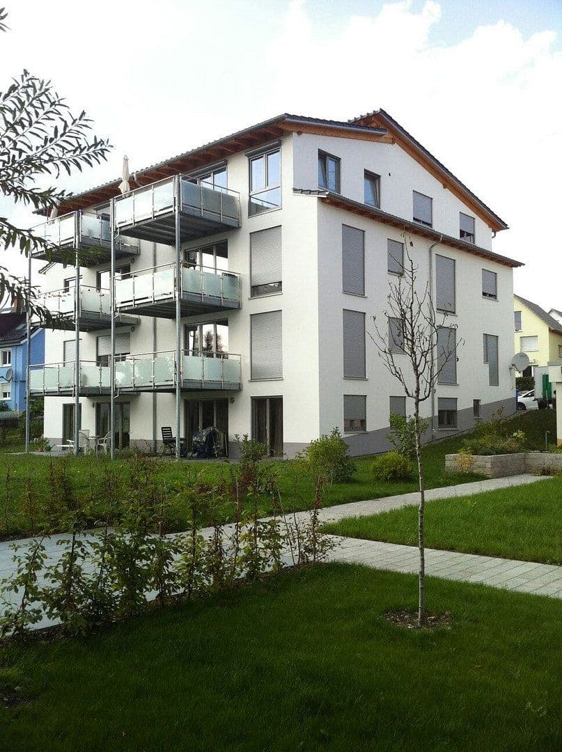 Prenájom bytu 2-izbový 78 m², Riedheimer Str. 1a, Hilzingen, Bádensko-Wurttembersko Prenájom bytu 2-izbový 78 m², Riedheimer Str. 1a, Hilzingen, Bádensko-Wurttembersko