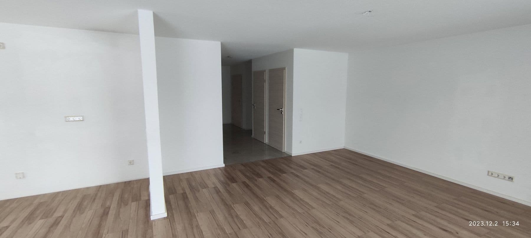 Prenájom bytu 3-izbový 101 m², Buchbergstrasse 17, Singen (Hohentwiel), Bádensko-Wurttembersko Prenájom bytu 3-izbový 101 m², Buchbergstrasse 17, Singen (Hohentwiel), Bádensko-Wurttembersko