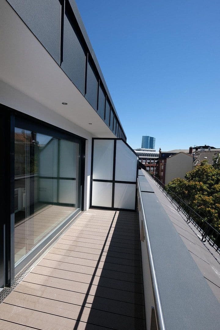 Prenájom bytu 2-izbový 65 m², Seilerstraße 7, Frankfurt am Main, Hesensko Prenájom bytu 2-izbový 65 m², Seilerstraße 7, Frankfurt am Main, Hesensko