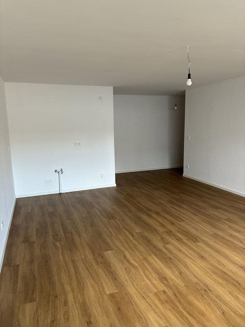 Prenájom bytu 1-izbový 38 m², Walburgisstr. 7, Dasseldorf, Severné Porýnie - Westfálsko Prenájom bytu 1-izbový 38 m², Walburgisstr. 7, Dasseldorf, Severné Porýnie - Westfálsko