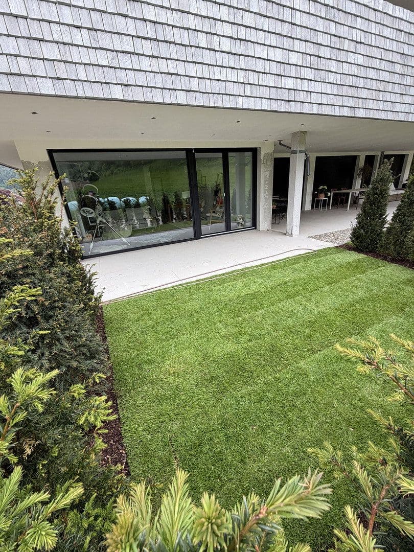 Prenájom bytu 2-izbový 80 m², Hausach, Bádensko-Wurttembersko Prenájom bytu 2-izbový 80 m², Hausach, Bádensko-Wurttembersko