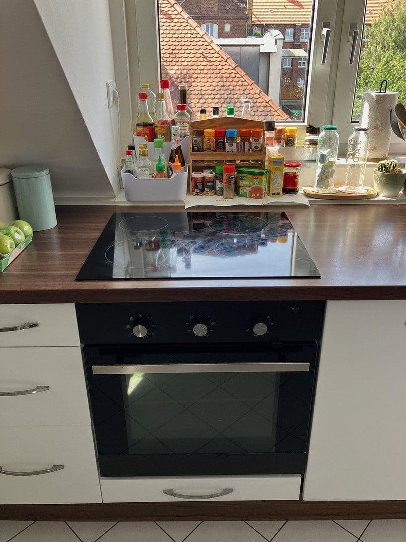 Prenájom bytu 2-izbový 59 m², Böttgerstr. 5, Leipzig, Sasko Prenájom bytu 2-izbový 59 m², Böttgerstr. 5, Leipzig, Sasko