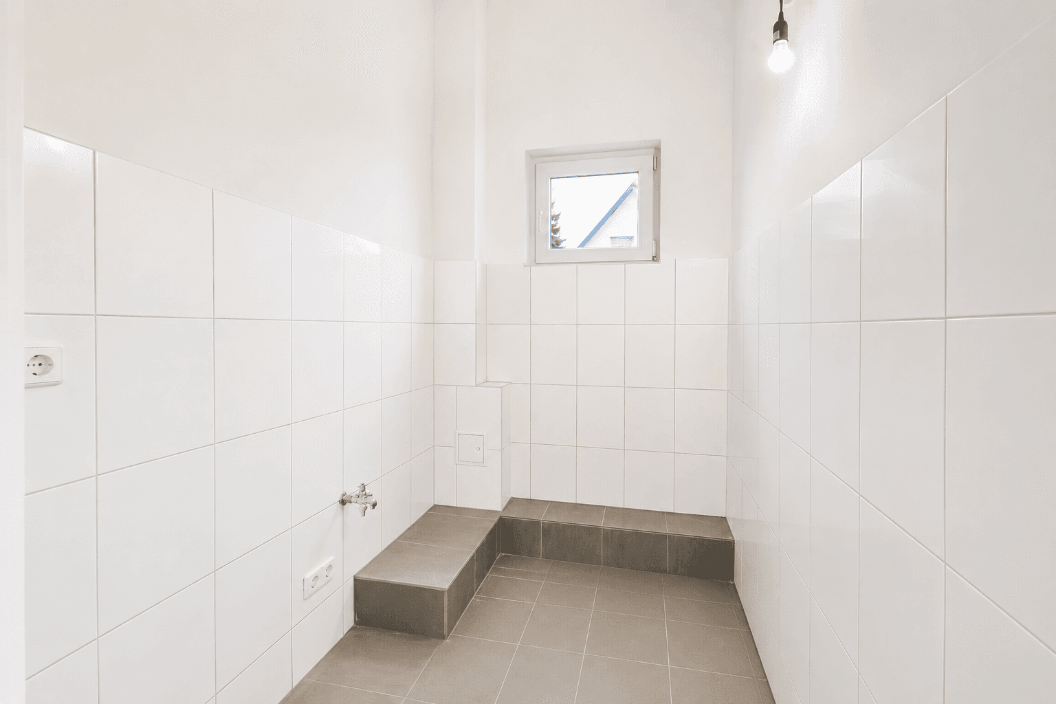 Prenájom nebytového priestoru 50 m², Ernst Thälmann Straße 9, Rehfelde, Brandenbursko Prenájom nebytového priestoru 50 m², Ernst Thälmann Straße 9, Rehfelde, Brandenbursko