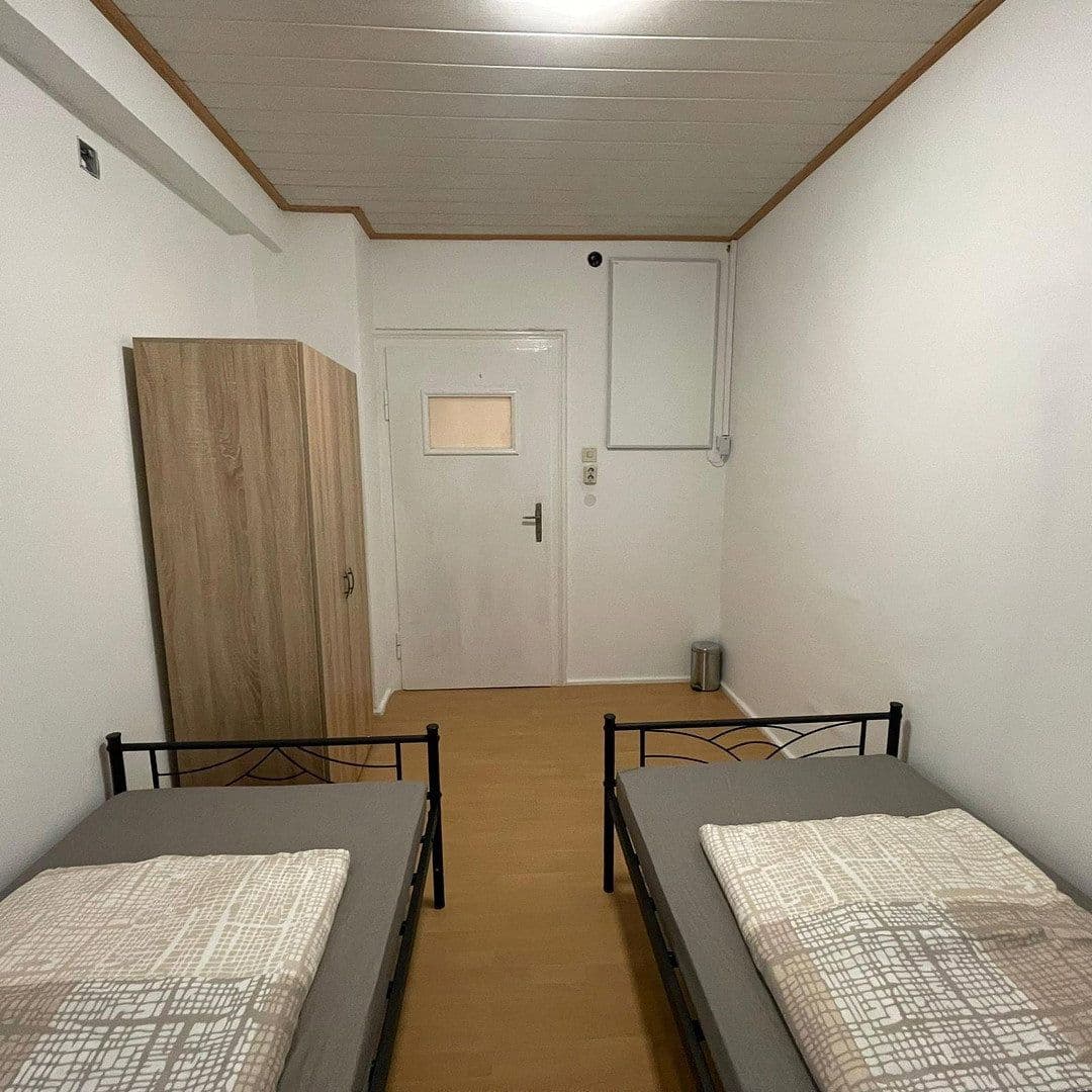 Prenájom domu 400 m², pozemek 600 m², Fresing, Bavorsko Prenájom domu 400 m², pozemek 600 m², Fresing, Bavorsko