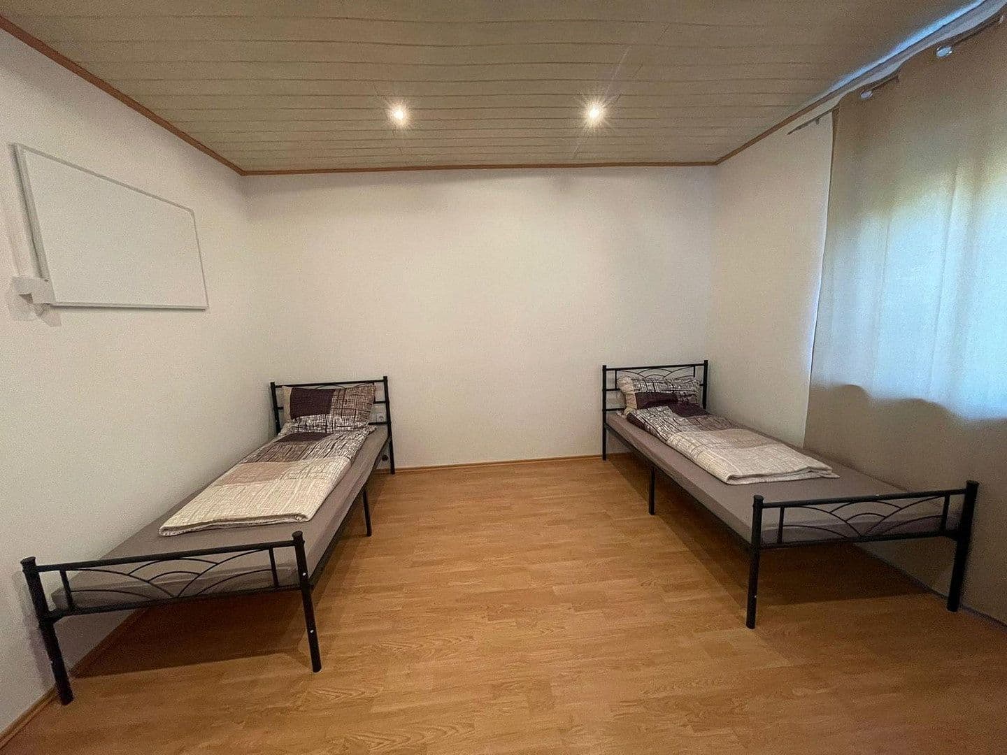 Prenájom domu 400 m², pozemek 600 m², Fresing, Bavorsko Prenájom domu 400 m², pozemek 600 m², Fresing, Bavorsko