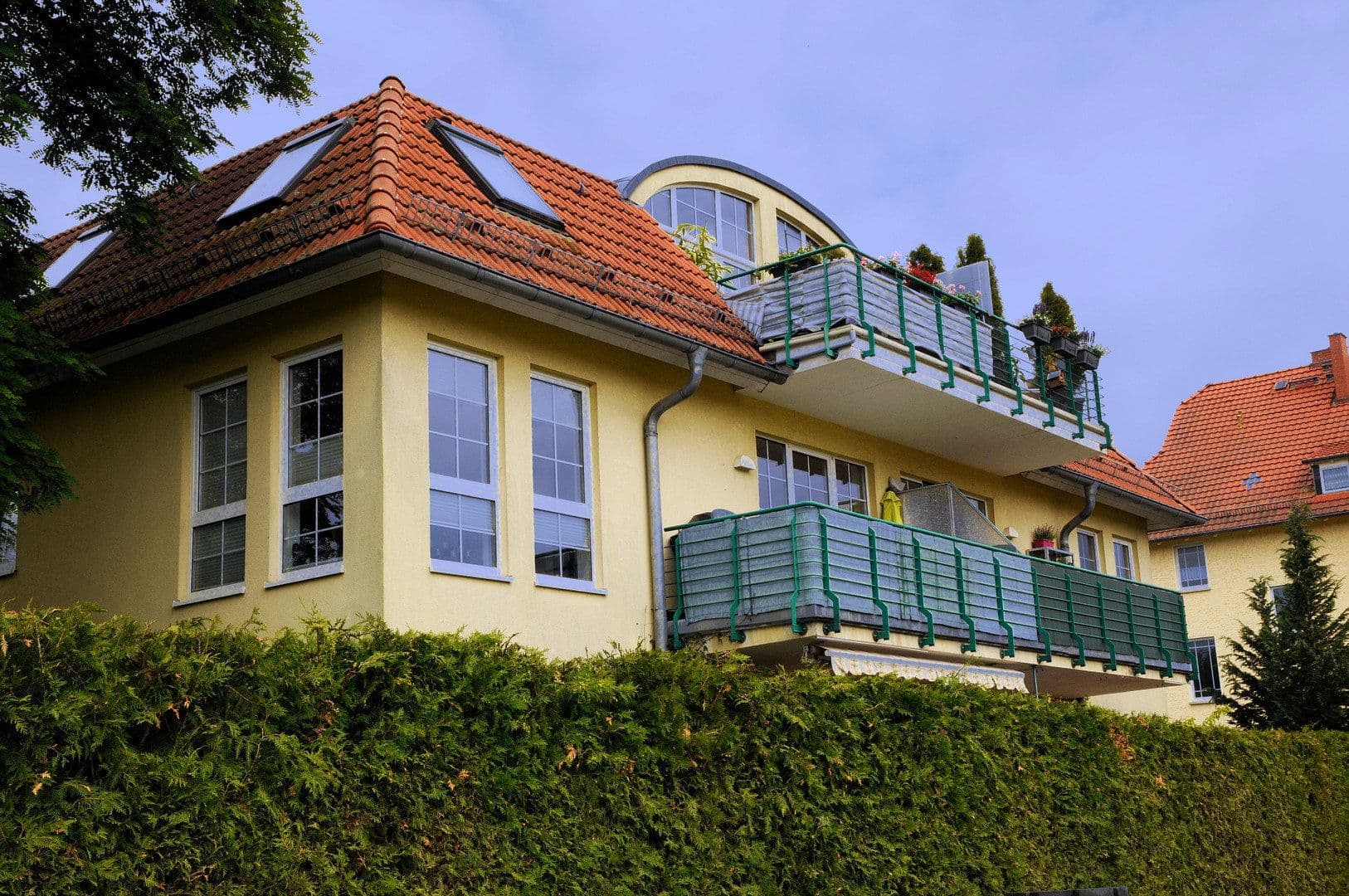 Predaj domu 532 m², pozemek 739 m², Gartenweg 1, Hohen Neuendorf, Brandenbursko Predaj domu 532 m², pozemek 739 m², Gartenweg 1, Hohen Neuendorf, Brandenbursko