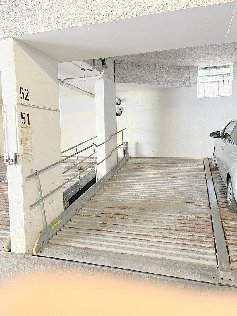 Prenájom garáže, Waldseestraße 2, Baden-Baden, Bádensko-Wurttembersko Prenájom garáže, Waldseestraße 2, Baden-Baden, Bádensko-Wurttembersko