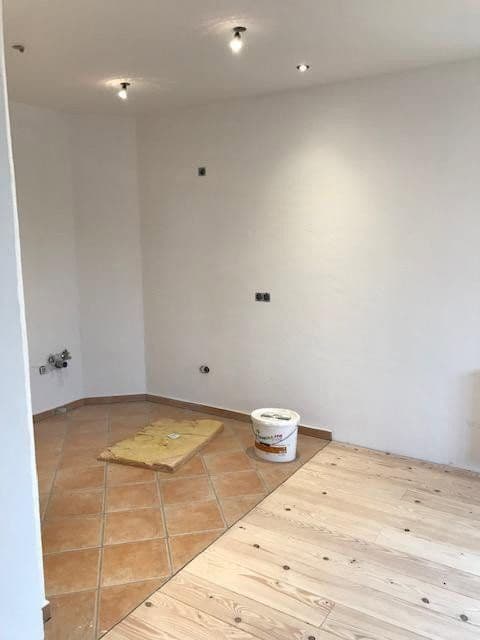 Prenájom bytu 2-izbový 69 m², Altenmarkt a. d. Alz, Bavorsko Prenájom bytu 2-izbový 69 m², Altenmarkt a. d. Alz, Bavorsko