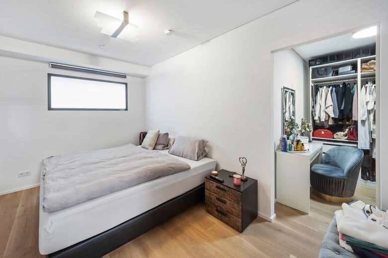 Prenájom bytu 6-izbový 180 m², Alexanderstr. 65, Frankfurt am Main, Hesensko Prenájom bytu 6-izbový 180 m², Alexanderstr. 65, Frankfurt am Main, Hesensko