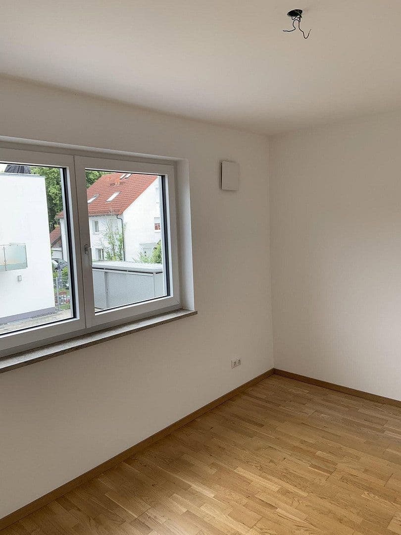 Prenájom bytu 3-izbový 80 m², Freising, Bavorsko Prenájom bytu 3-izbový 80 m², Freising, Bavorsko