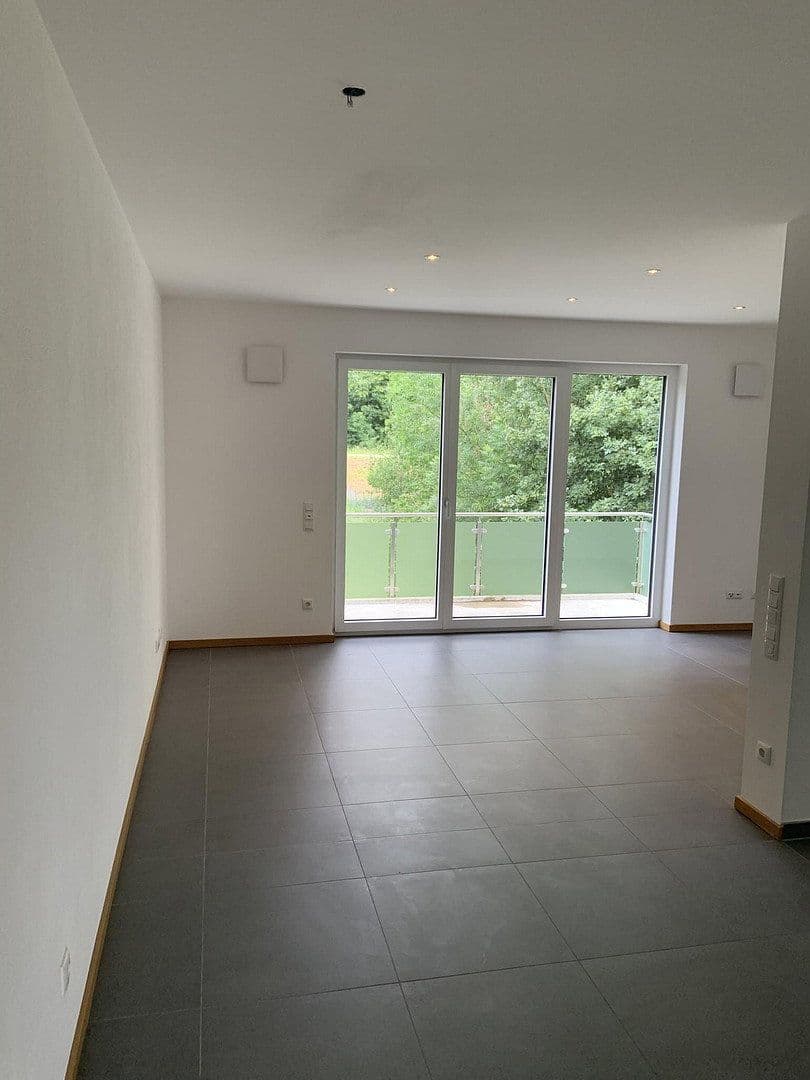 Prenájom bytu 3-izbový 80 m², Freising, Bavorsko Prenájom bytu 3-izbový 80 m², Freising, Bavorsko