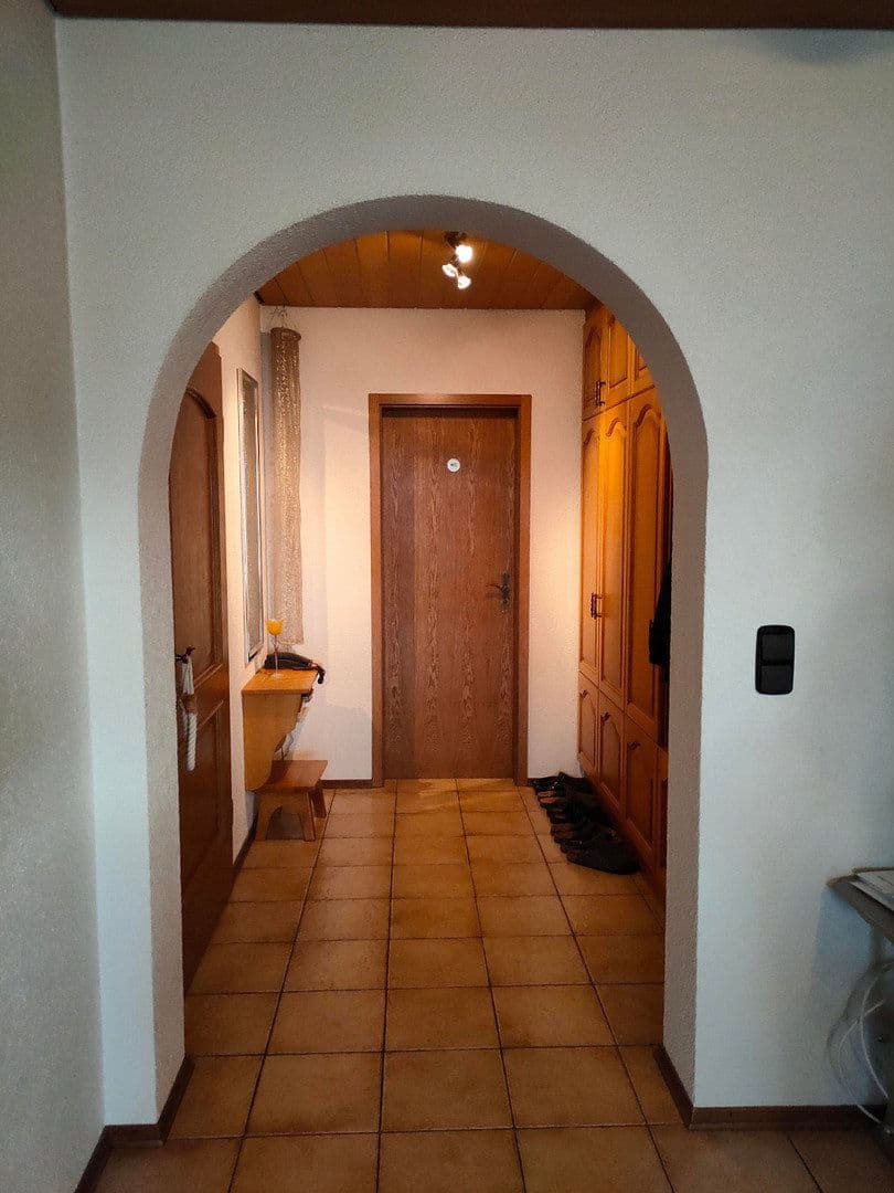 Prenájom bytu 5-izbový 120 m², Holzheim, Bavorsko Prenájom bytu 5-izbový 120 m², Holzheim, Bavorsko