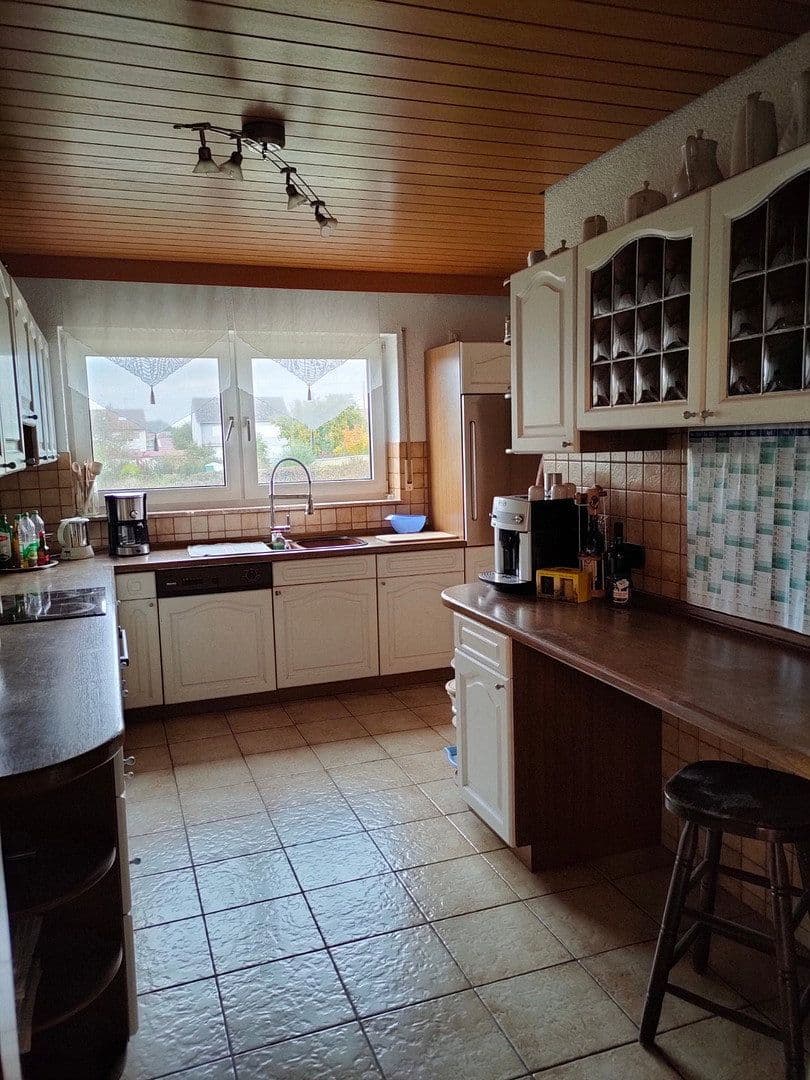 Prenájom bytu 5-izbový 120 m², Holzheim, Bavorsko Prenájom bytu 5-izbový 120 m², Holzheim, Bavorsko