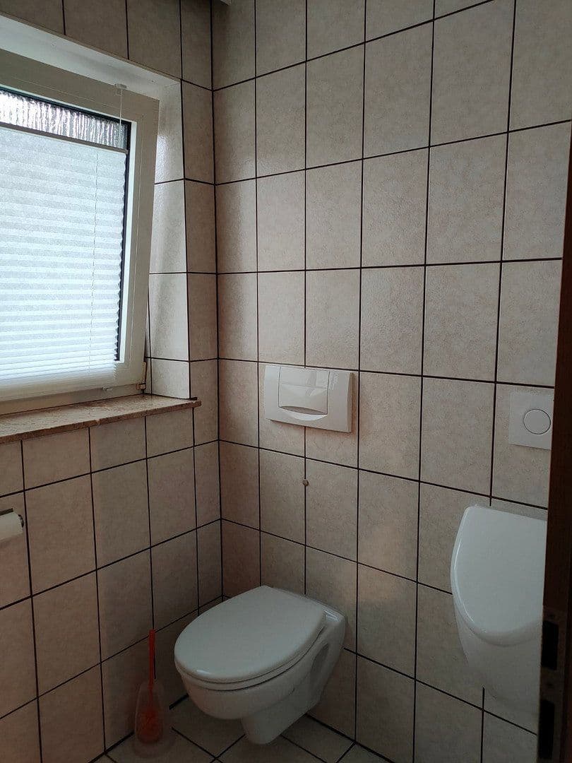 Prenájom bytu 5-izbový 120 m², Holzheim, Bavorsko Prenájom bytu 5-izbový 120 m², Holzheim, Bavorsko