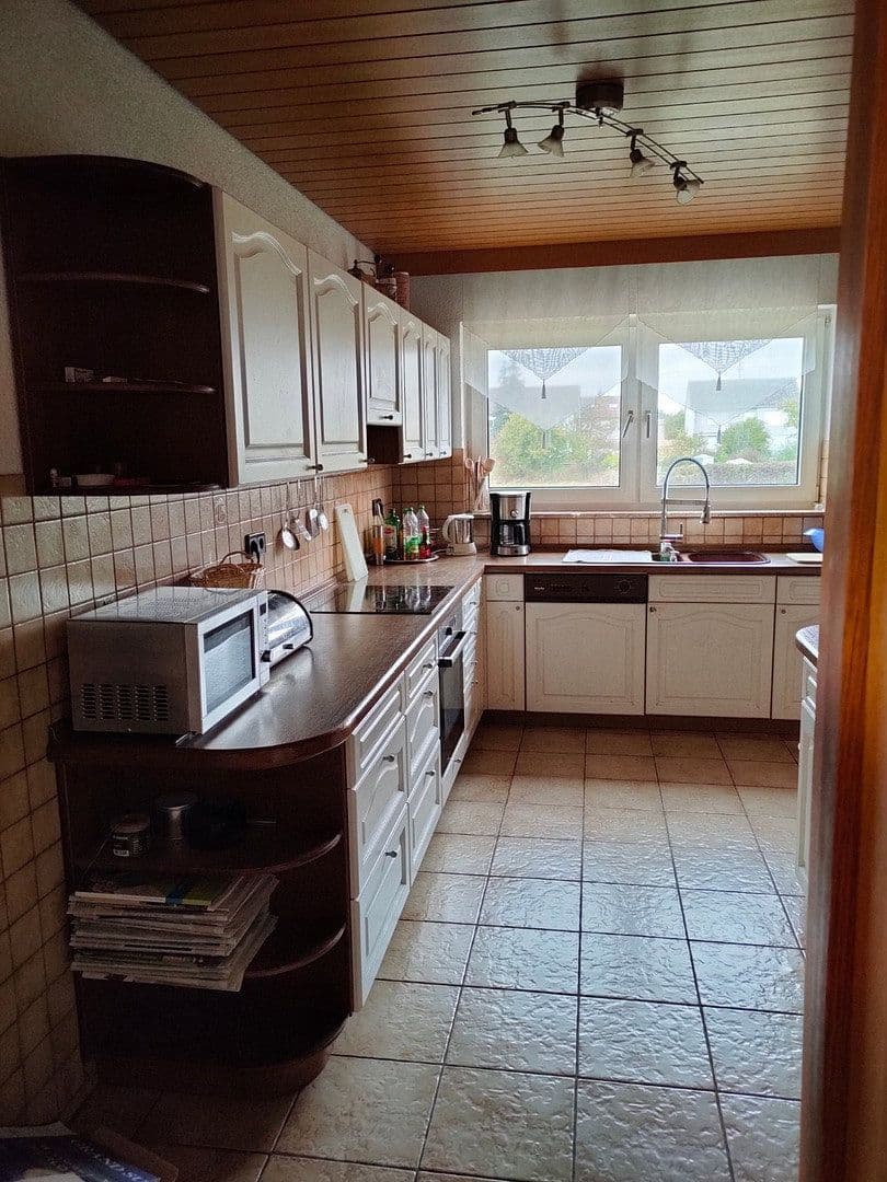 Prenájom bytu 5-izbový 120 m², Holzheim, Bavorsko Prenájom bytu 5-izbový 120 m², Holzheim, Bavorsko