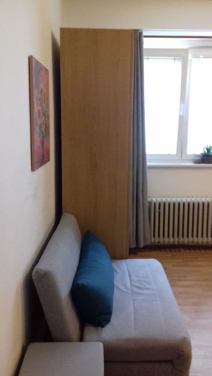 Prenájom bytu 1-izbový 30 m², Nad Kajetánkou, Praha, Praha Prenájom bytu 1-izbový 30 m², Nad Kajetánkou, Praha, Praha