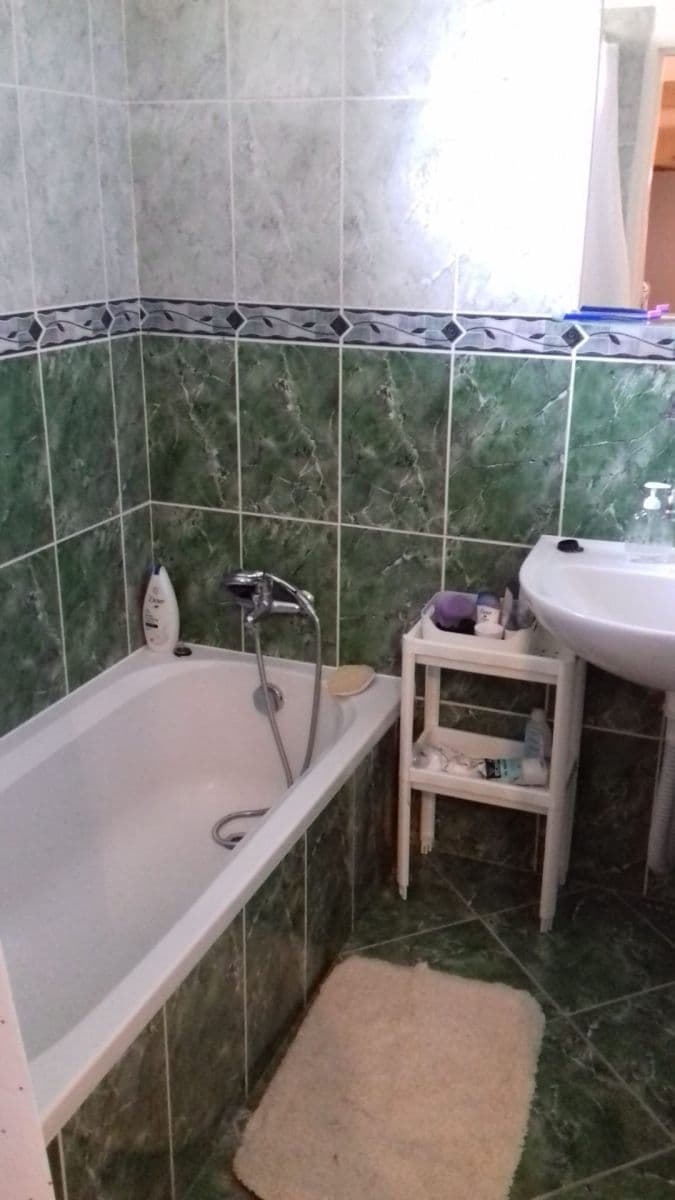 Prenájom bytu 1-izbový 30 m², Nad Kajetánkou, Praha, Praha Prenájom bytu 1-izbový 30 m², Nad Kajetánkou, Praha, Praha