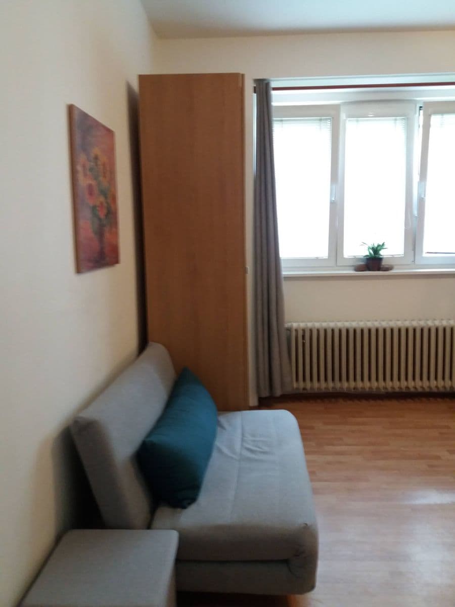 Prenájom bytu 1-izbový 30 m², Nad Kajetánkou, Praha, Praha Prenájom bytu 1-izbový 30 m², Nad Kajetánkou, Praha, Praha