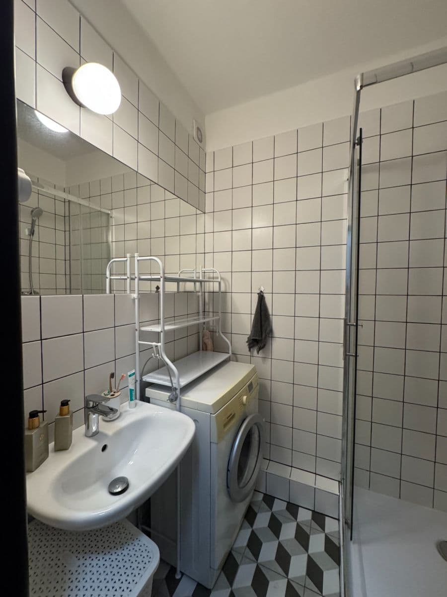 Prenájom bytu 2-izbový 54 m², tř. Míru, Olomouc, Olomoucký kraj Prenájom bytu 2-izbový 54 m², tř. Míru, Olomouc, Olomoucký kraj
