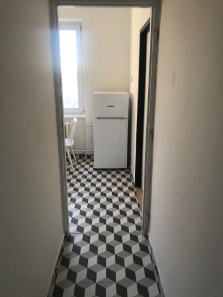 Prenájom bytu 2-izbový 54 m², tř. Míru, Olomouc, Olomoucký kraj Prenájom bytu 2-izbový 54 m², tř. Míru, Olomouc, Olomoucký kraj