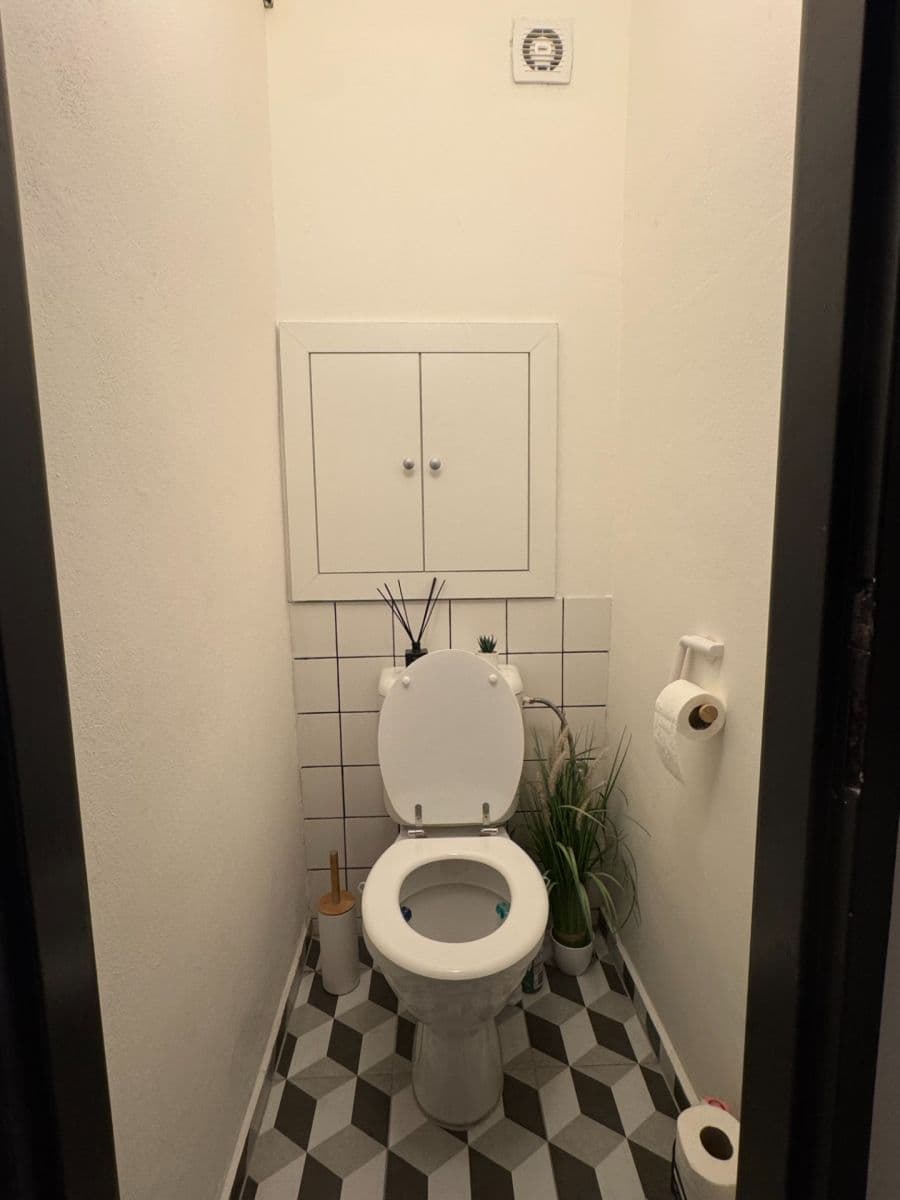 Prenájom bytu 2-izbový 54 m², tř. Míru, Olomouc, Olomoucký kraj Prenájom bytu 2-izbový 54 m², tř. Míru, Olomouc, Olomoucký kraj