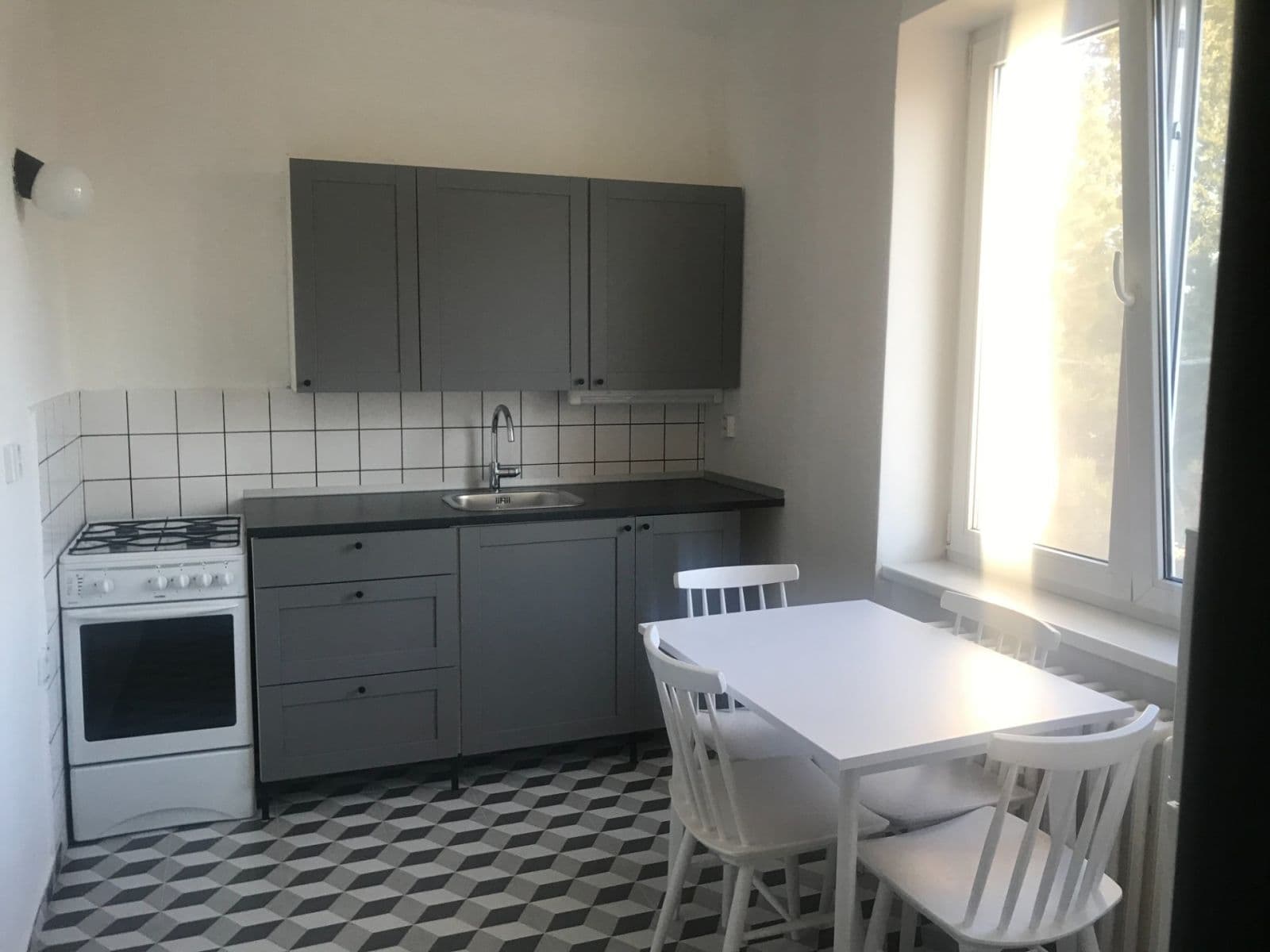 Prenájom bytu 2-izbový 54 m², tř. Míru, Olomouc, Olomoucký kraj Prenájom bytu 2-izbový 54 m², tř. Míru, Olomouc, Olomoucký kraj
