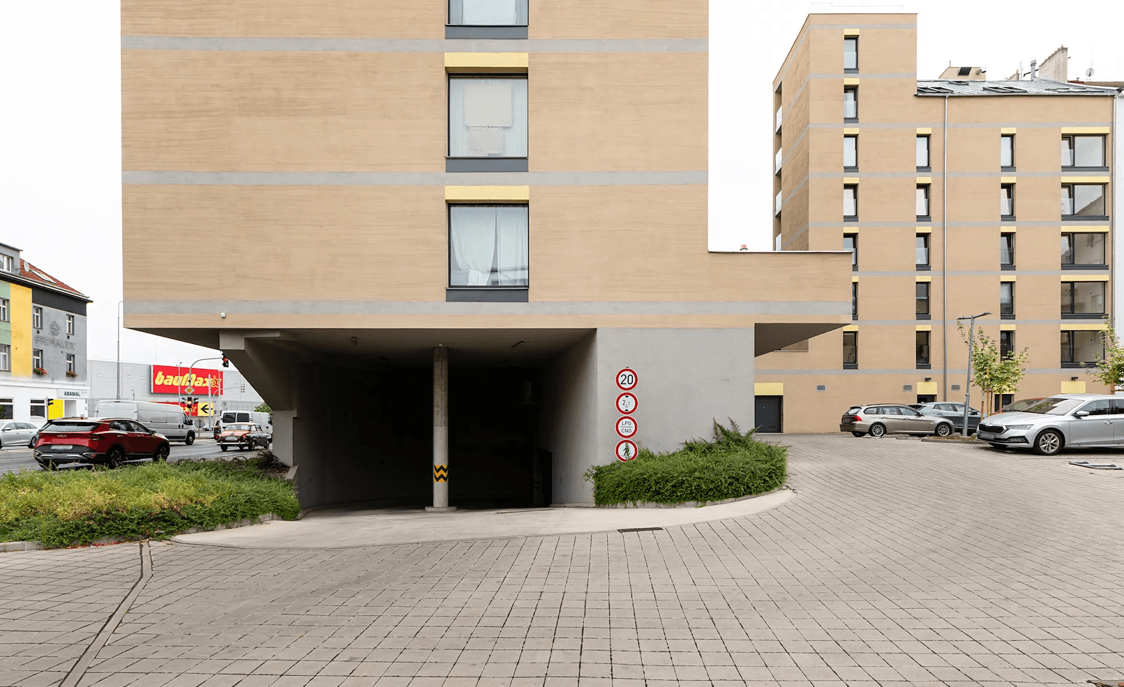 Prenájom garáže 16 m², U Plynárny, Praha, Praha Prenájom garáže 16 m², U Plynárny, Praha, Praha