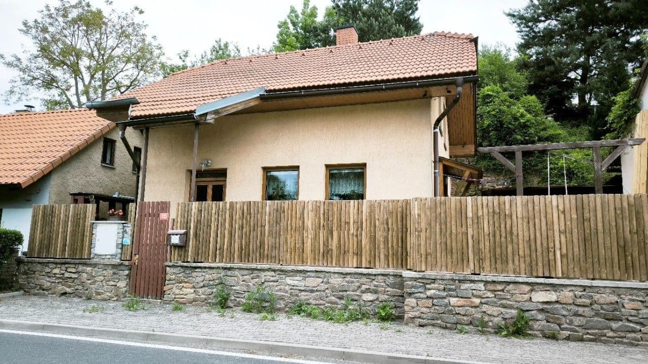 Predaj domu 90 m², pozemek 200 m², Konojedy, Středočeský kraj Predaj domu 90 m², pozemek 200 m², Konojedy, Středočeský kraj