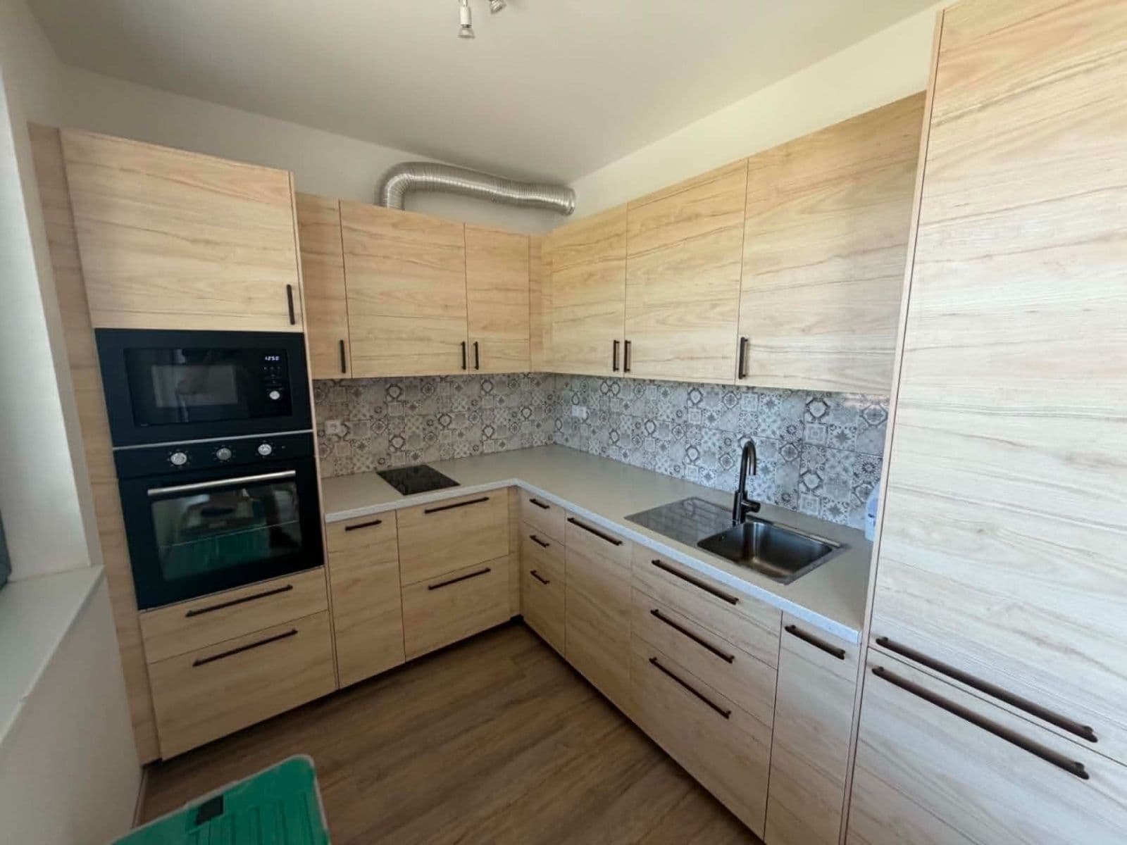 Prenájom bytu 2-izbový 56 m², Vondřichova, Mladá Boleslav, Středočeský kraj Prenájom bytu 2-izbový 56 m², Vondřichova, Mladá Boleslav, Středočeský kraj