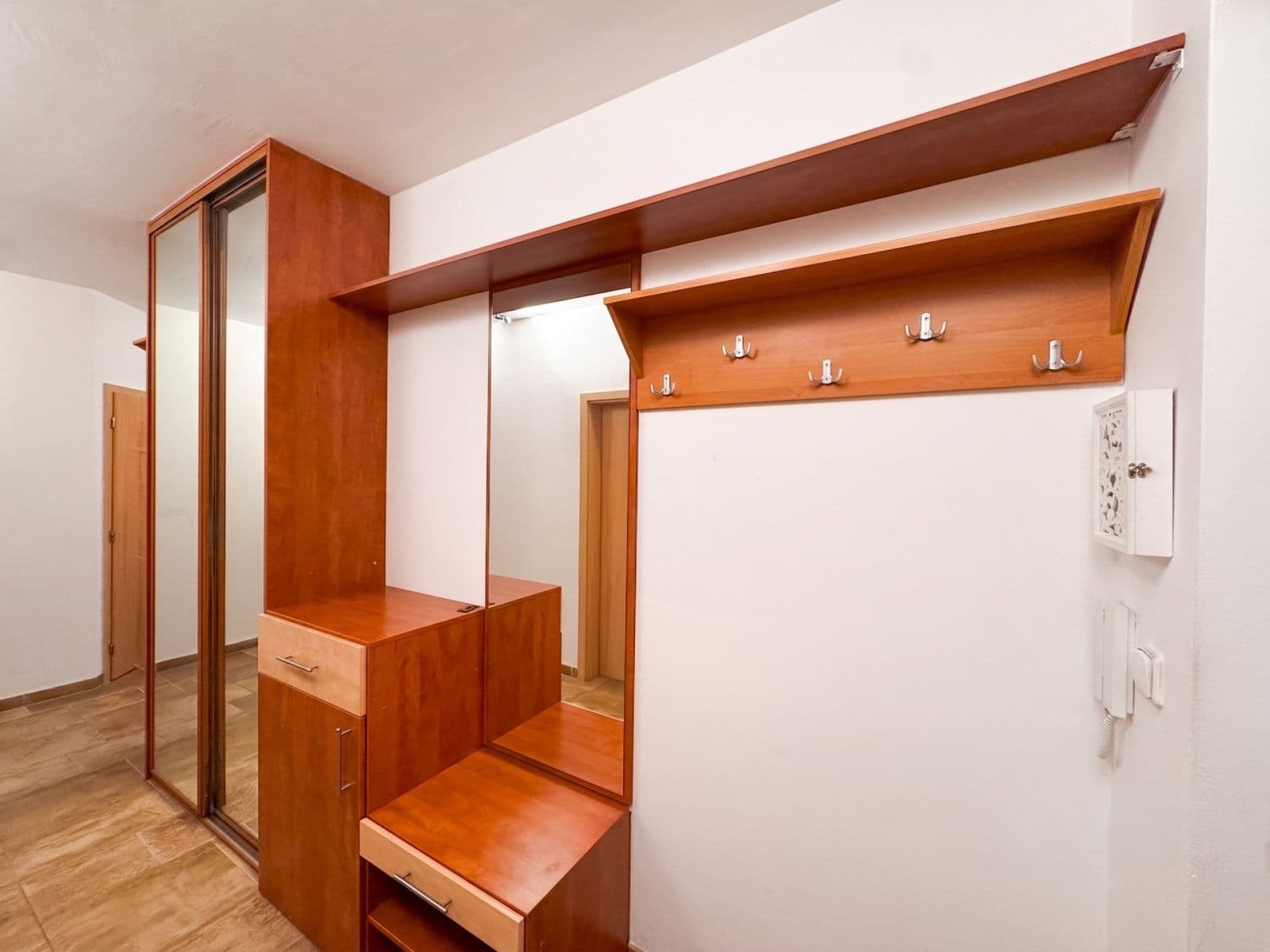Prenájom bytu 3-izbový 69 m², Nad Paloučkem, Beroun, Středočeský kraj Prenájom bytu 3-izbový 69 m², Nad Paloučkem, Beroun, Středočeský kraj