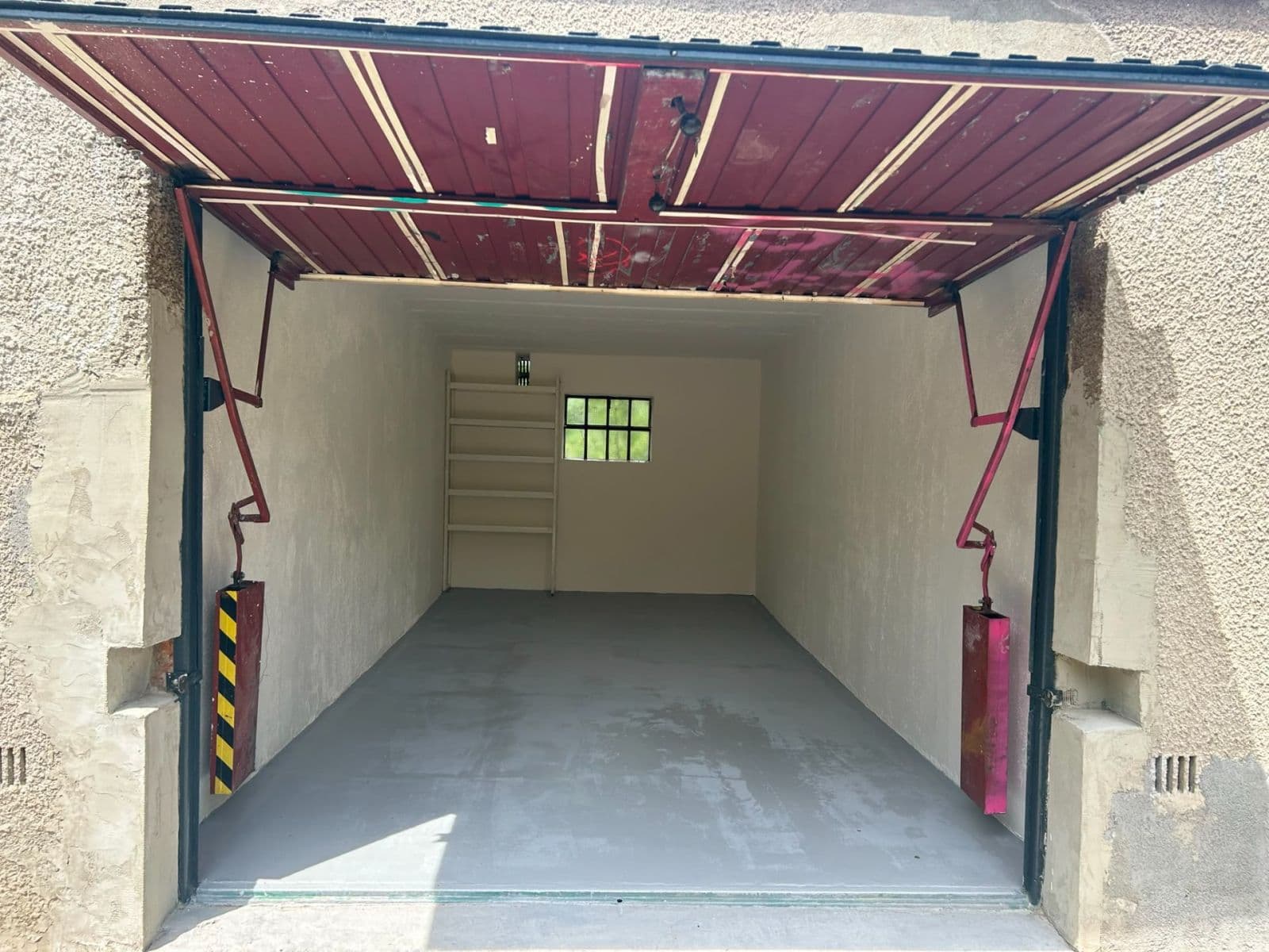 Prenájom garáže 20 m², Psárská, Praha, Praha Prenájom garáže 20 m², Psárská, Praha, Praha