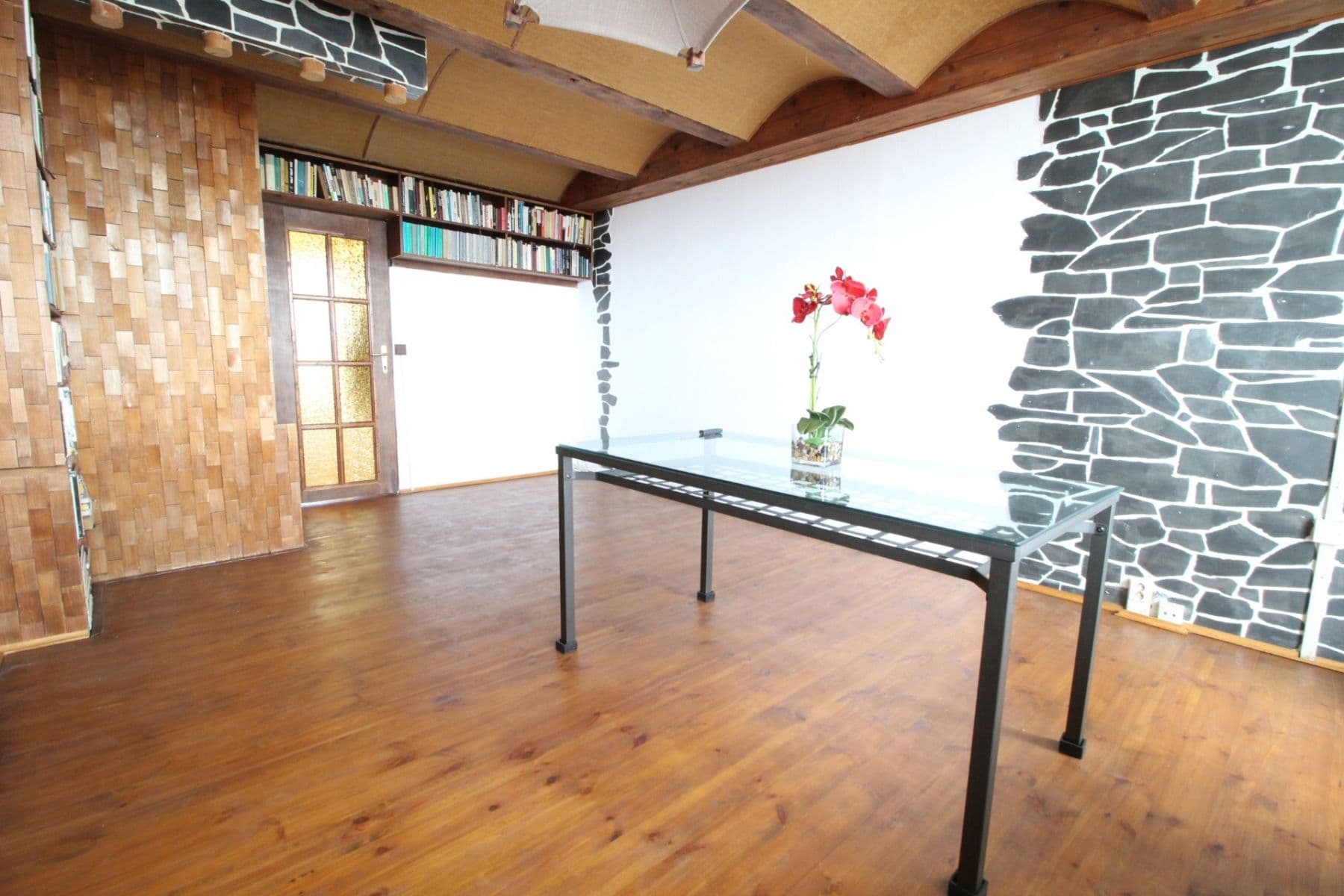Prenájom bytu 3-izbový 81 m², Bellušova, Praha, Praha Prenájom bytu 3-izbový 81 m², Bellušova, Praha, Praha