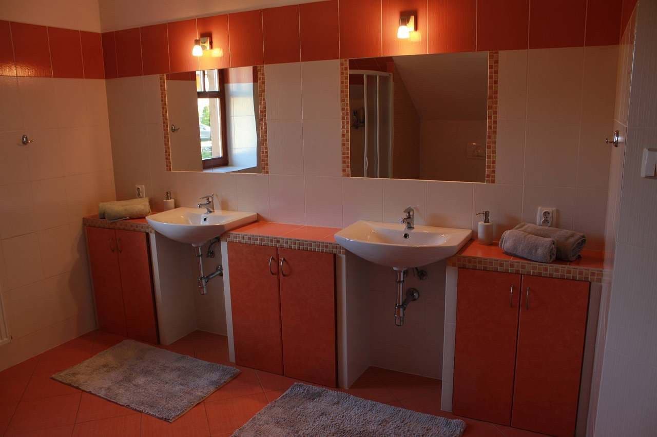 Predaj domu 200 m², pozemek 1.100 m², Haškova, Česká Ves, Olomoucký kraj Predaj domu 200 m², pozemek 1.100 m², Haškova, Česká Ves, Olomoucký kraj