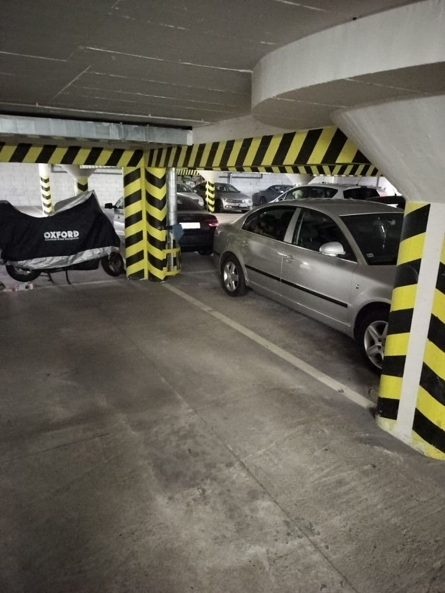Prenájom garáže 13 m², Ružinov, Bratislavský kraj Prenájom garáže 13 m², Ružinov, Bratislavský kraj