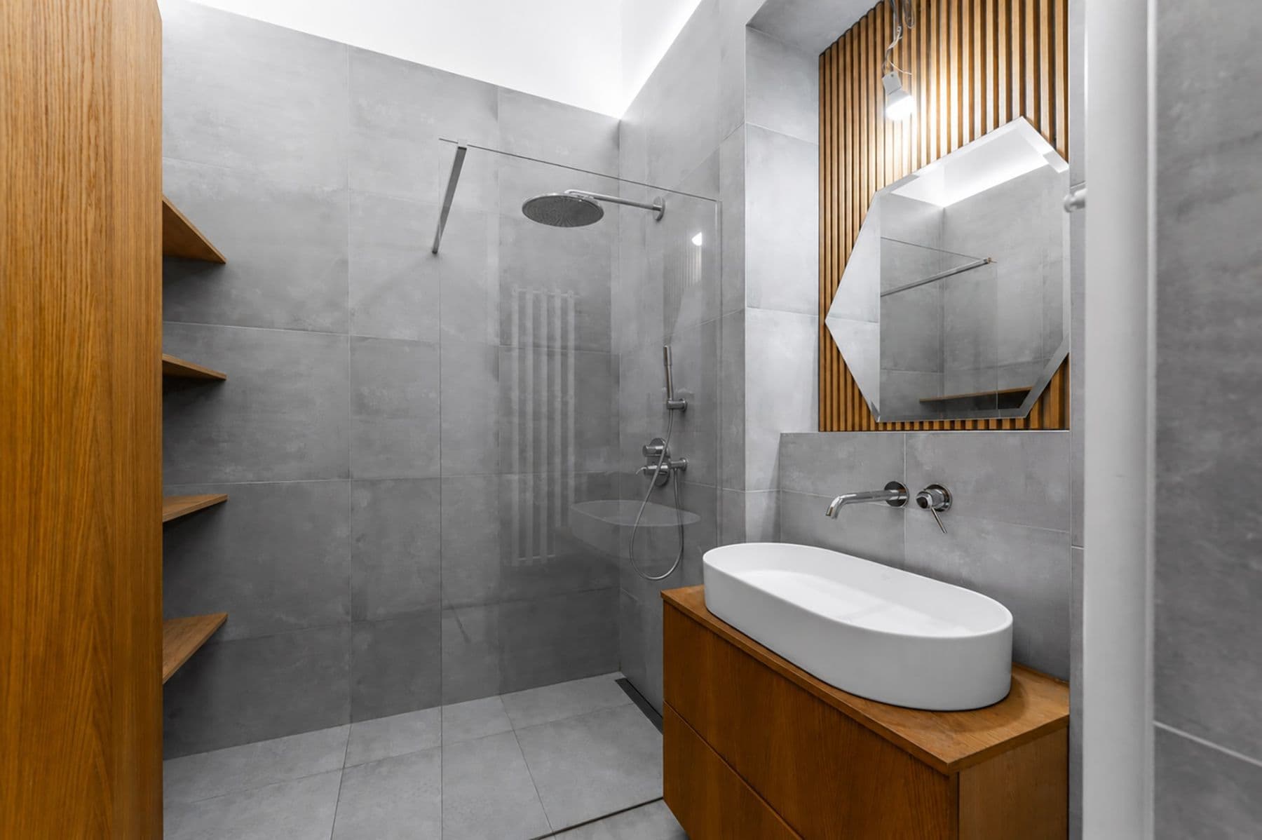 Prenájom bytu 3-izbový 80 m², Slezská, Praha, Praha Prenájom bytu 3-izbový 80 m², Slezská, Praha, Praha