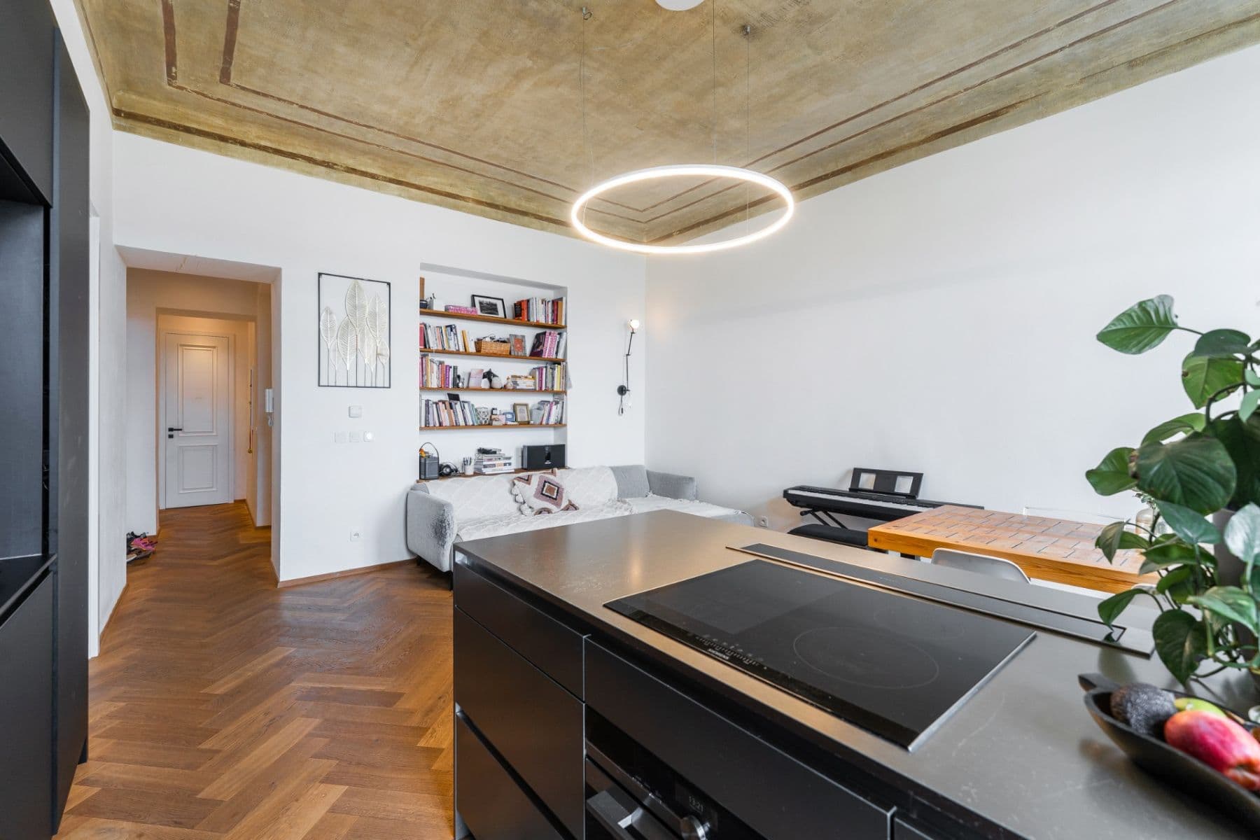 Prenájom bytu 3-izbový 80 m², Slezská, Praha, Praha Prenájom bytu 3-izbový 80 m², Slezská, Praha, Praha