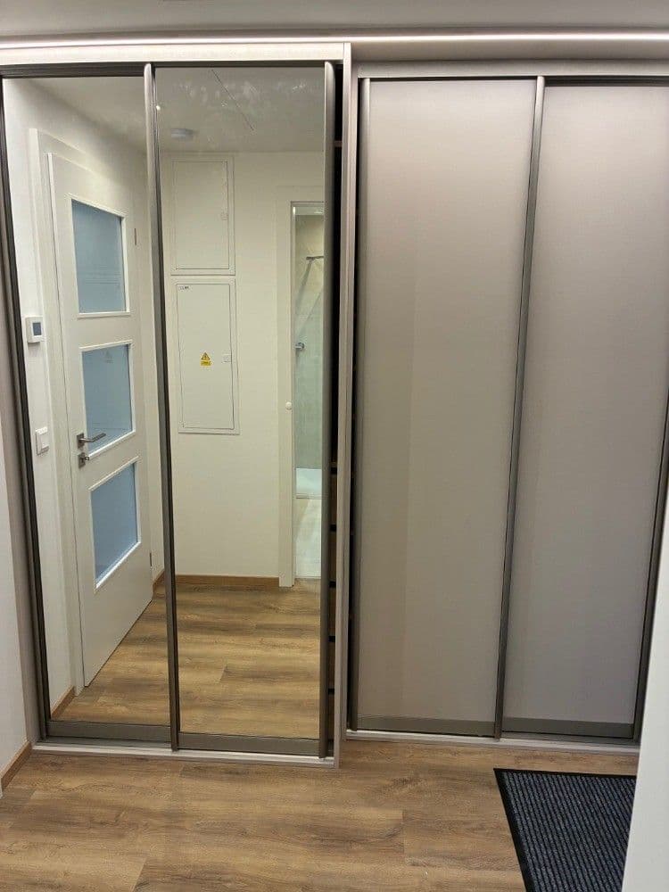 Prenájom bytu 2-izbový 56 m², Rostislavovo náměstí, Brno, Jihomoravský kraj Prenájom bytu 2-izbový 56 m², Rostislavovo náměstí, Brno, Jihomoravský kraj
