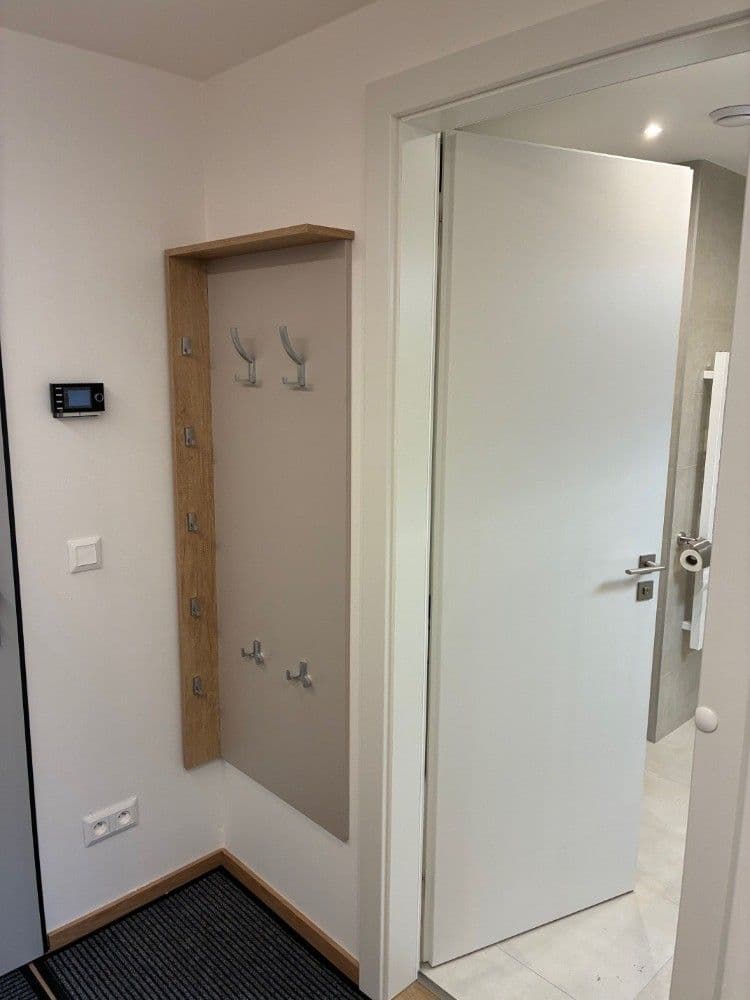 Prenájom bytu 2-izbový 56 m², Rostislavovo náměstí, Brno, Jihomoravský kraj Prenájom bytu 2-izbový 56 m², Rostislavovo náměstí, Brno, Jihomoravský kraj