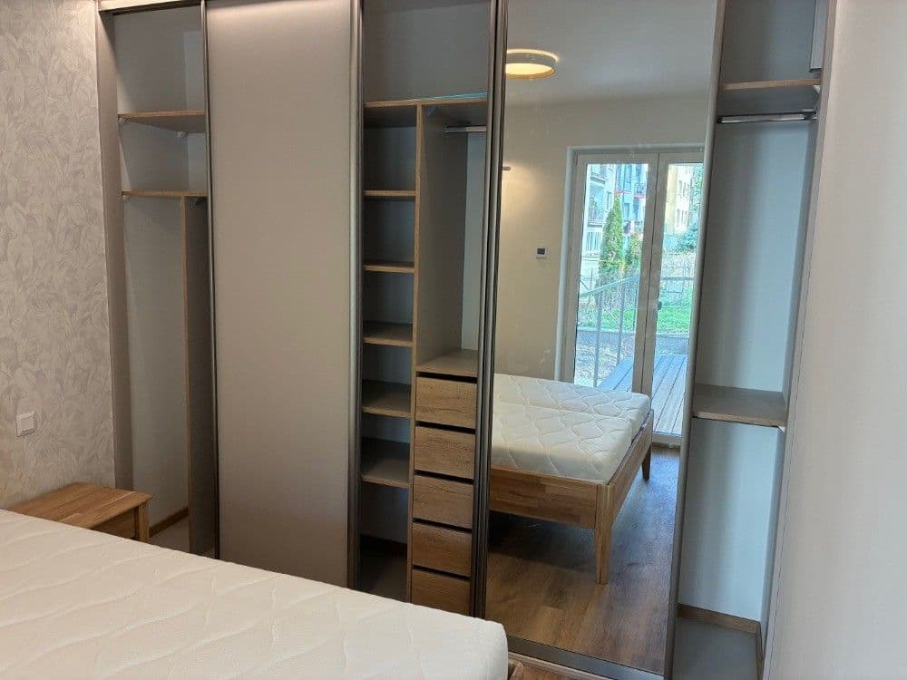 Prenájom bytu 2-izbový 56 m², Rostislavovo náměstí, Brno, Jihomoravský kraj Prenájom bytu 2-izbový 56 m², Rostislavovo náměstí, Brno, Jihomoravský kraj