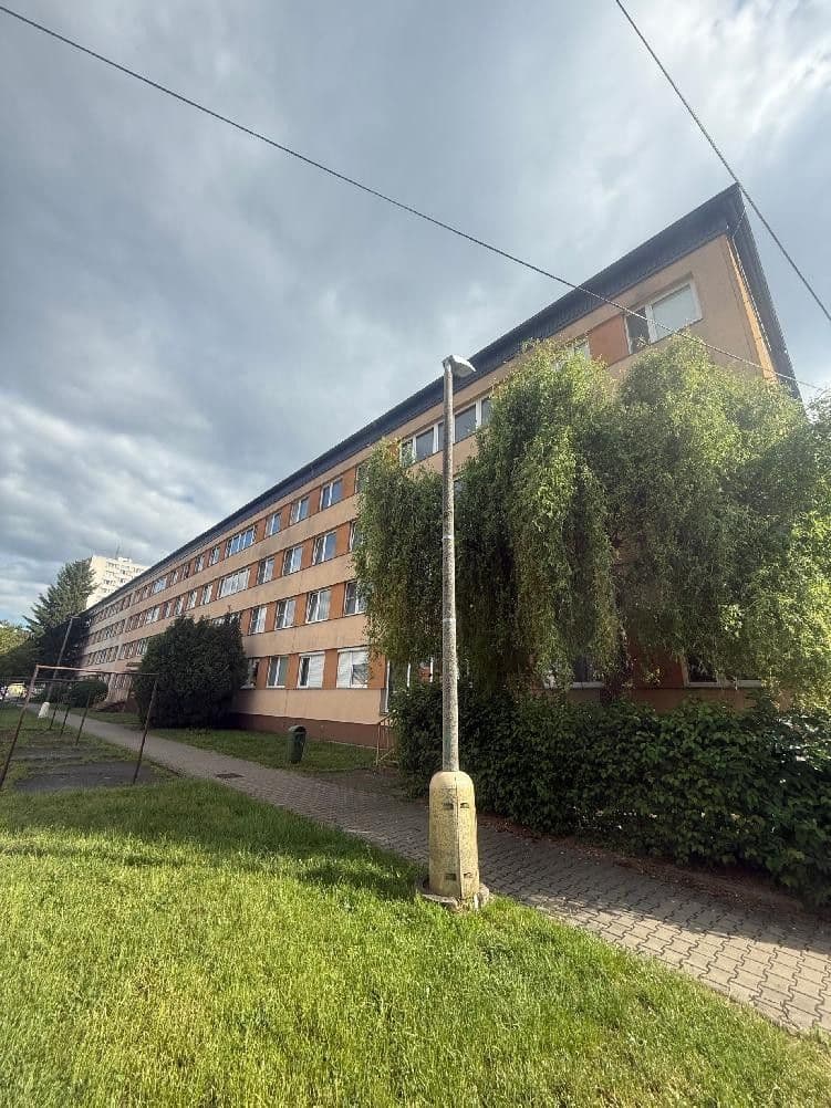 Predaj bytu 3-izbový 74 m², Za Jednotou, Neratovice, Středočeský kraj Predaj bytu 3-izbový 74 m², Za Jednotou, Neratovice, Středočeský kraj