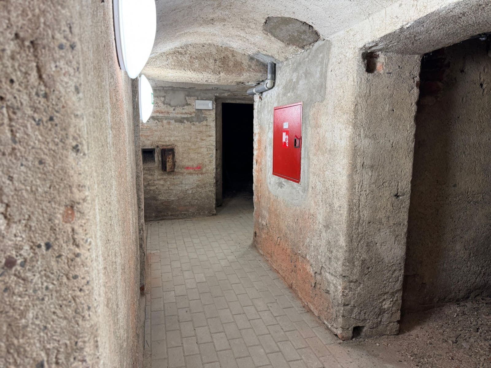 Predaj nebytového priestoru 25 m², Tusarova, Praha, Praha Predaj nebytového priestoru 25 m², Tusarova, Praha, Praha
