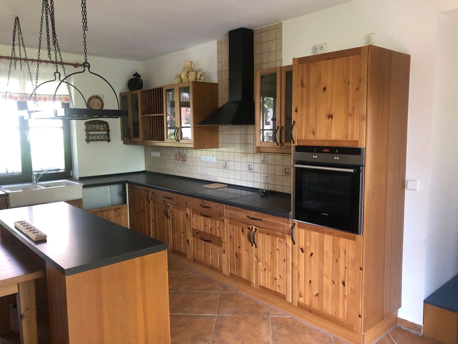 Prenájom domu 80 m², pozemek 200 m², Vysoký Chlumec, Středočeský kraj Prenájom domu 80 m², pozemek 200 m², Vysoký Chlumec, Středočeský kraj