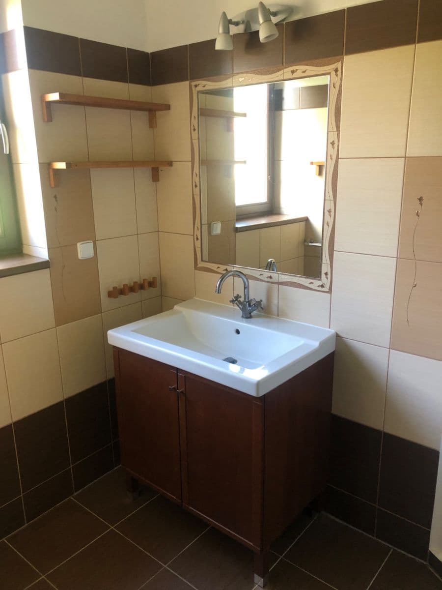 Prenájom domu 80 m², pozemek 200 m², Vysoký Chlumec, Středočeský kraj Prenájom domu 80 m², pozemek 200 m², Vysoký Chlumec, Středočeský kraj