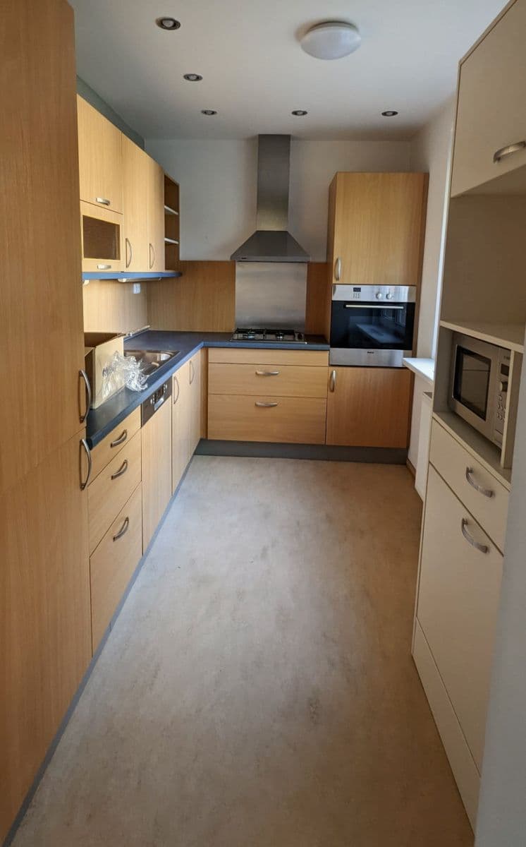 Prenájom bytu 3-izbový 68 m², Tuchorazská, Praha, Praha Prenájom bytu 3-izbový 68 m², Tuchorazská, Praha, Praha
