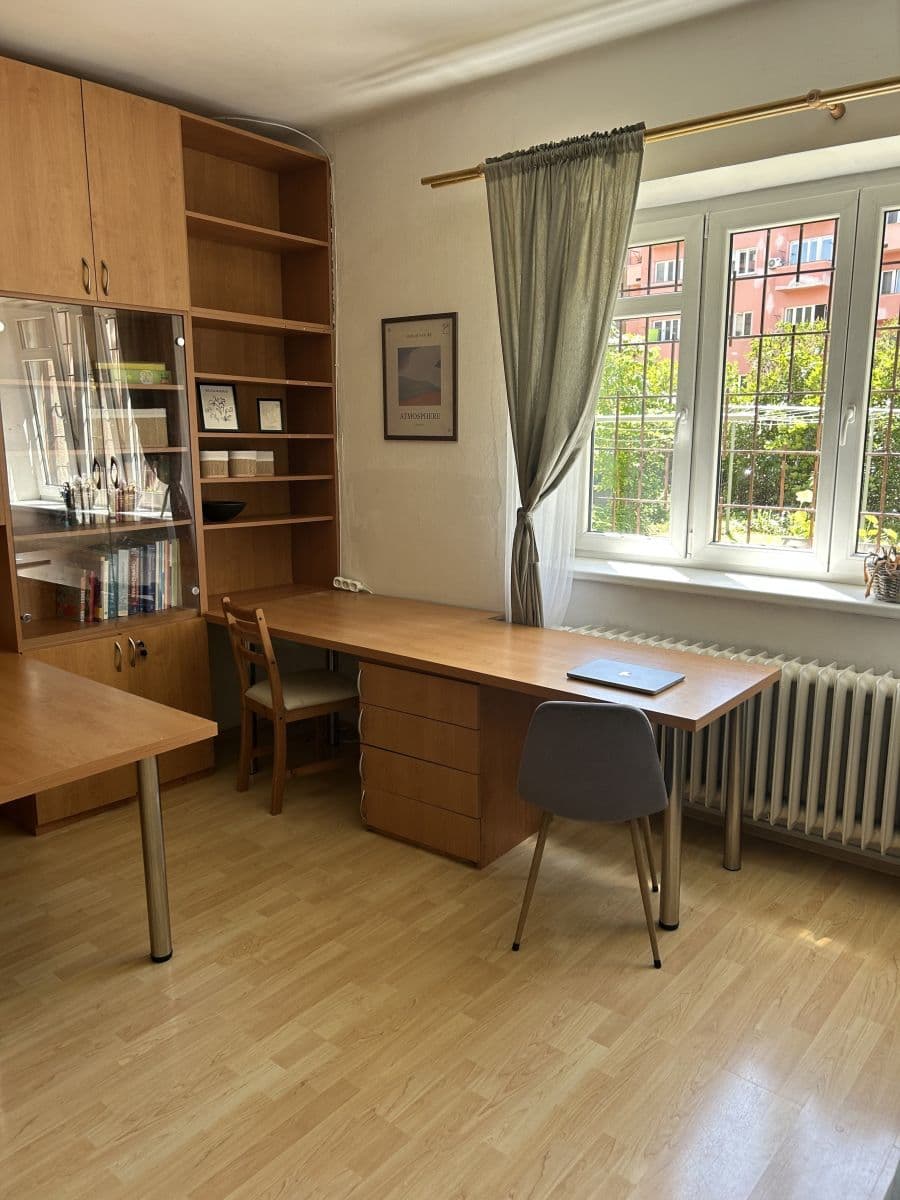 Prenájom bytu 37 m², . května, Praha, Praha Prenájom bytu 37 m², . května, Praha, Praha