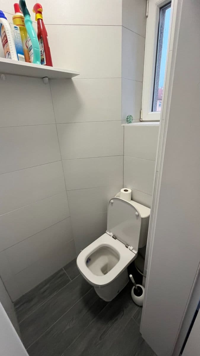 Predaj bytu 3-izbový 76 m², Dukelská, České Budějovice, Jihočeský kraj Predaj bytu 3-izbový 76 m², Dukelská, České Budějovice, Jihočeský kraj