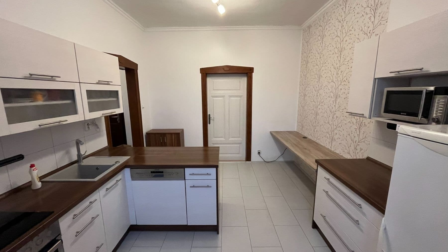 Predaj bytu 3-izbový 76 m², Dukelská, České Budějovice, Jihočeský kraj Predaj bytu 3-izbový 76 m², Dukelská, České Budějovice, Jihočeský kraj