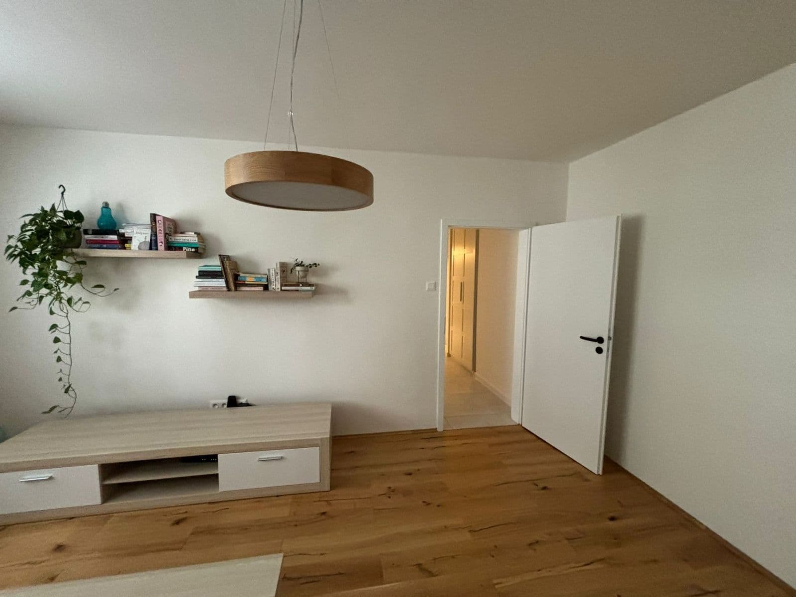 Prenájom bytu 2-izbový 52 m², A. Gwerkovej, Petržalka, Bratislavský kraj Prenájom bytu 2-izbový 52 m², A. Gwerkovej, Petržalka, Bratislavský kraj